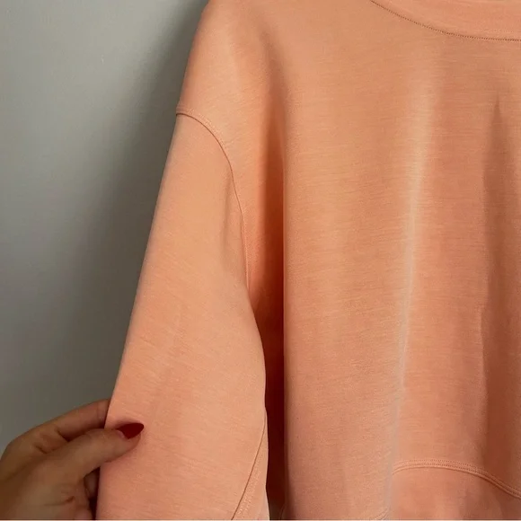 Lululemon Perfectly Oversized Cropped Crew Softstreme Peach Satin Size 4 - Picture 6 of 9